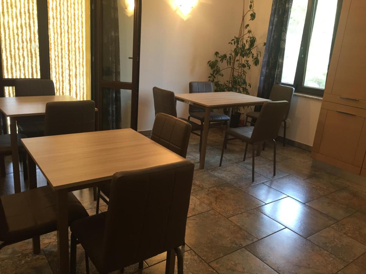 Villa Althea Ronago Esterno foto