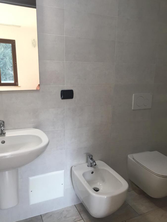 Villa Althea Ronago Esterno foto
